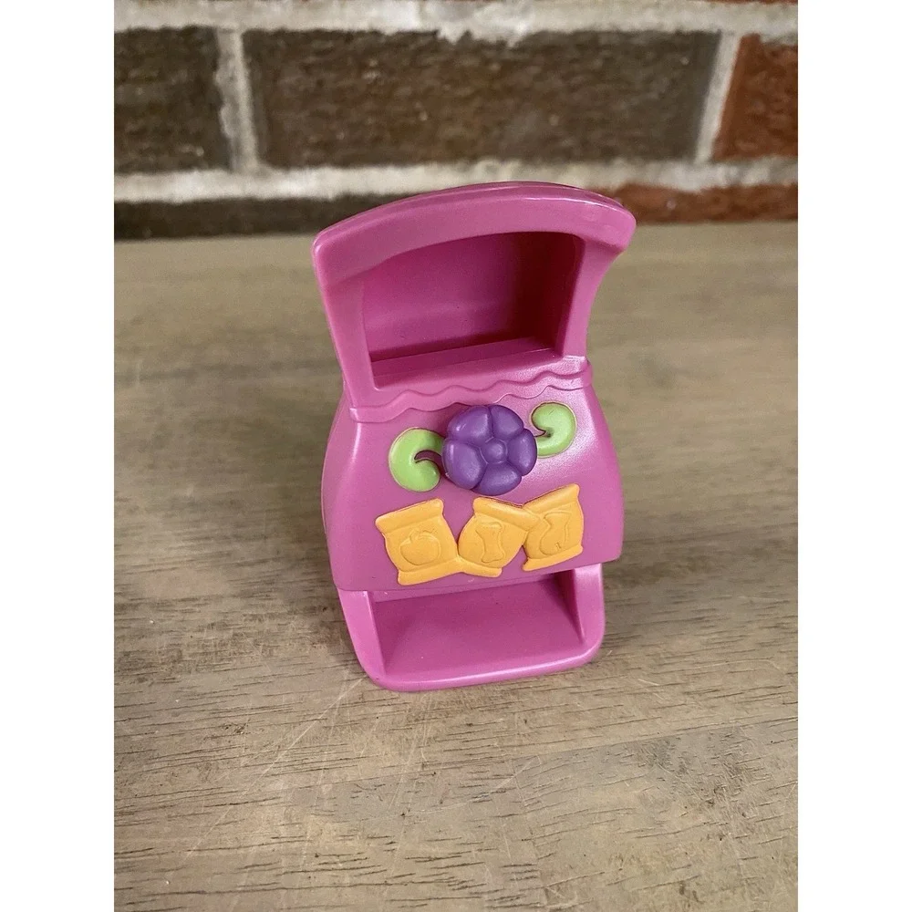 Vtg Littlest Pet Shop LPS Treat Dispenser Center & Additional Accessories